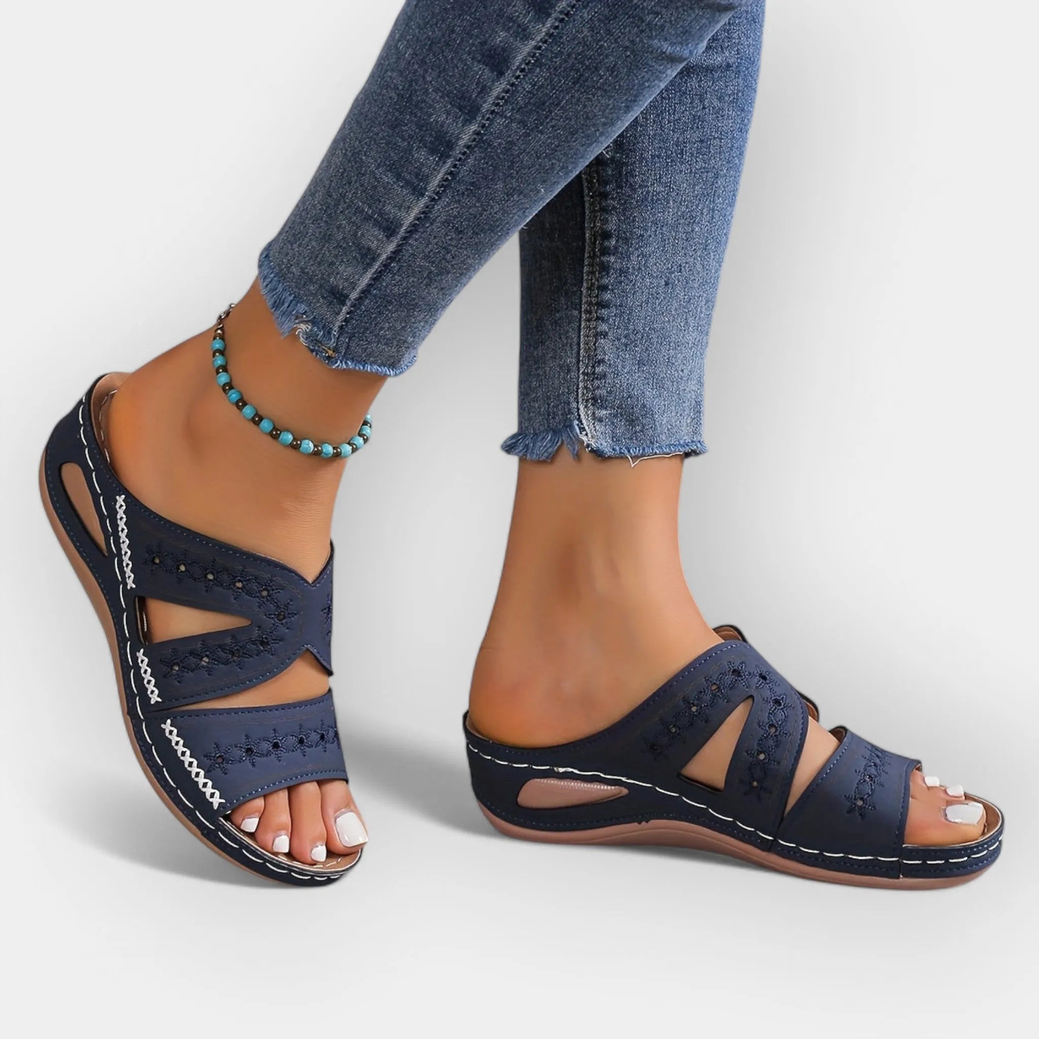 Anatomical Sandals for Everyday Use
