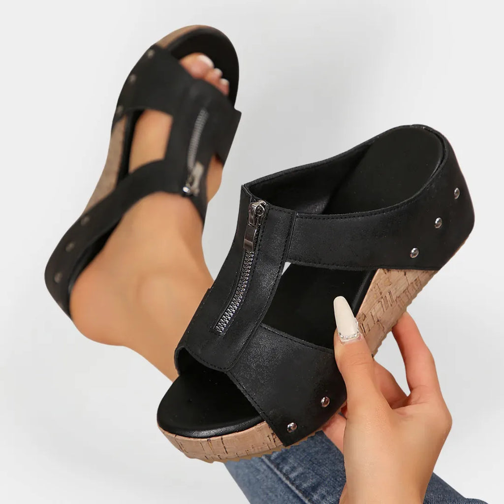 Comfortable Heeled Sandals with Zipper