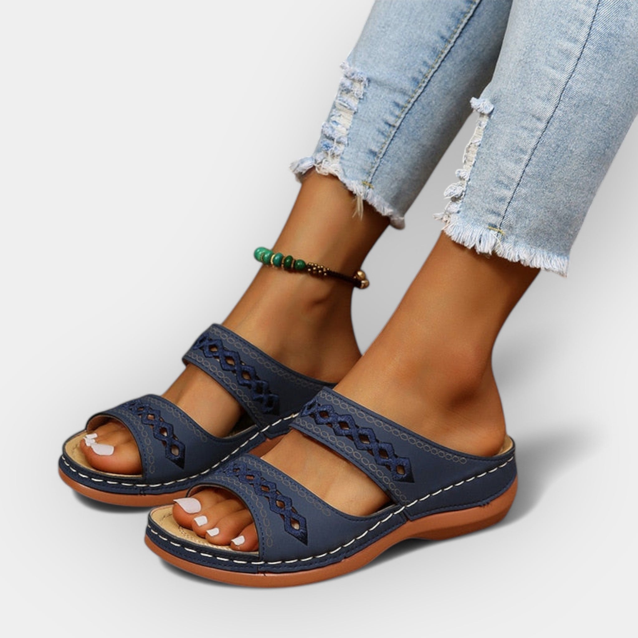 Anatomical Sandals with Elegant Design